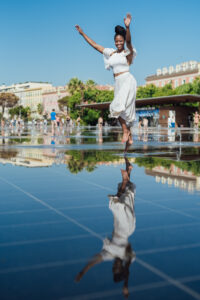 Lifestyle photographer in Nice Old town 10
