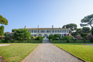 French Riviera Luxury showroom photographer 14