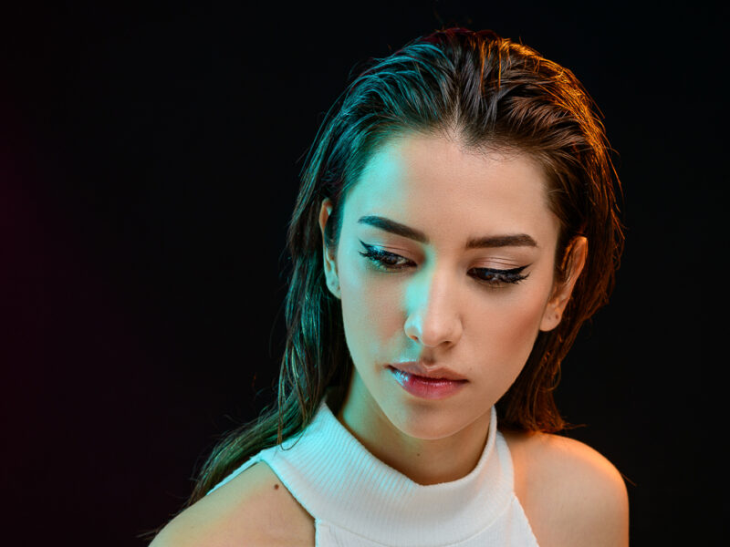 Portraits colorés en studio