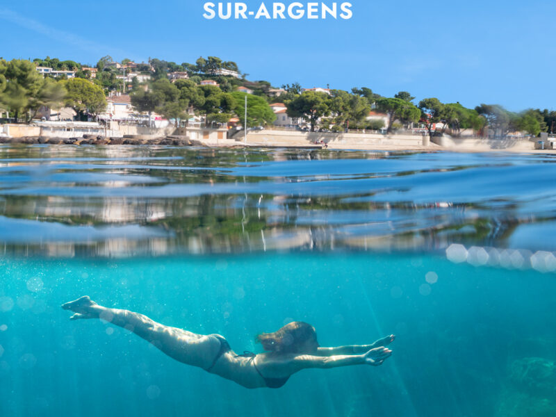Couverture du guide de tourisme 2021 de Roquebrune-sur-Argens