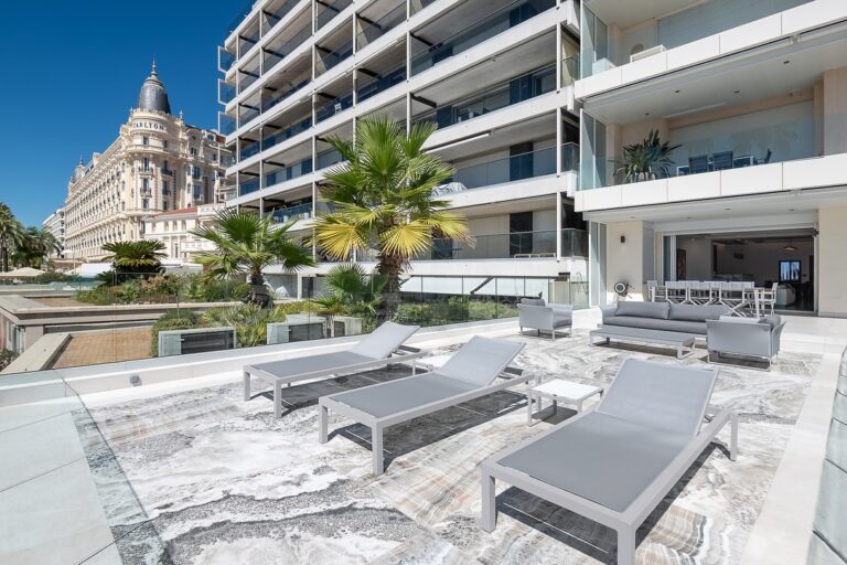 Si vous cherchez le plus bel appartement de la Croisette pour votre prochain événement