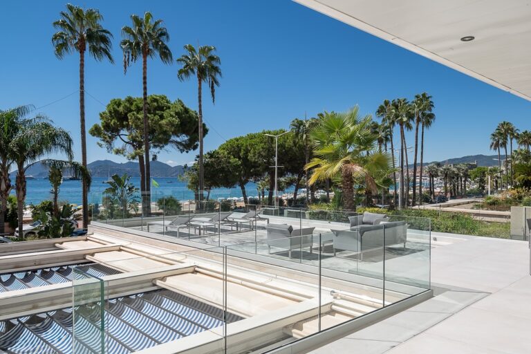 Si vous cherchez le plus bel appartement de la Croisette pour votre prochain événement